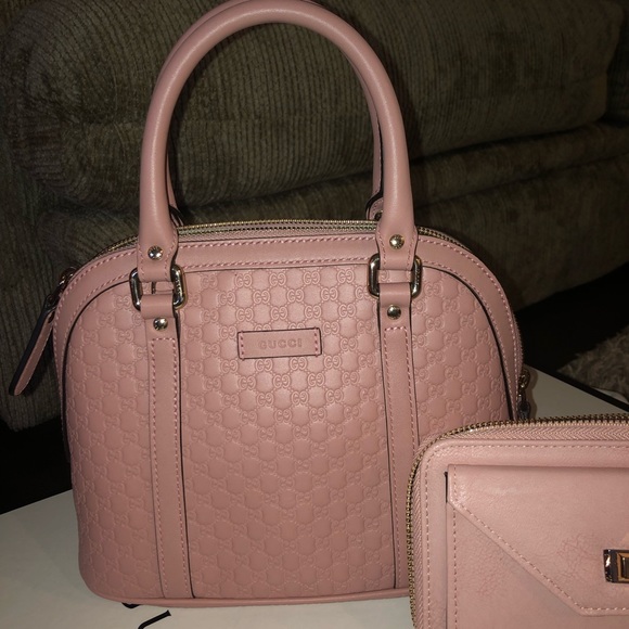 Limited edition Pink Gucci bag and Tahari wallet - Picture 2 of 8